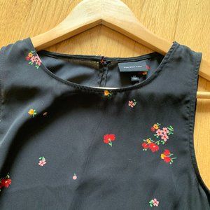 ❗️SALE❗️Who What Wear // Black Floral Tank